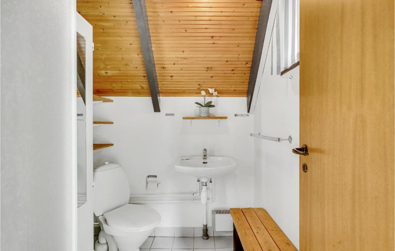 Amazing Home In Logstrup With Kitchen Экстерьер фото